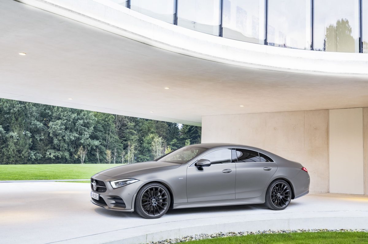 MERCEDES-BENZ
