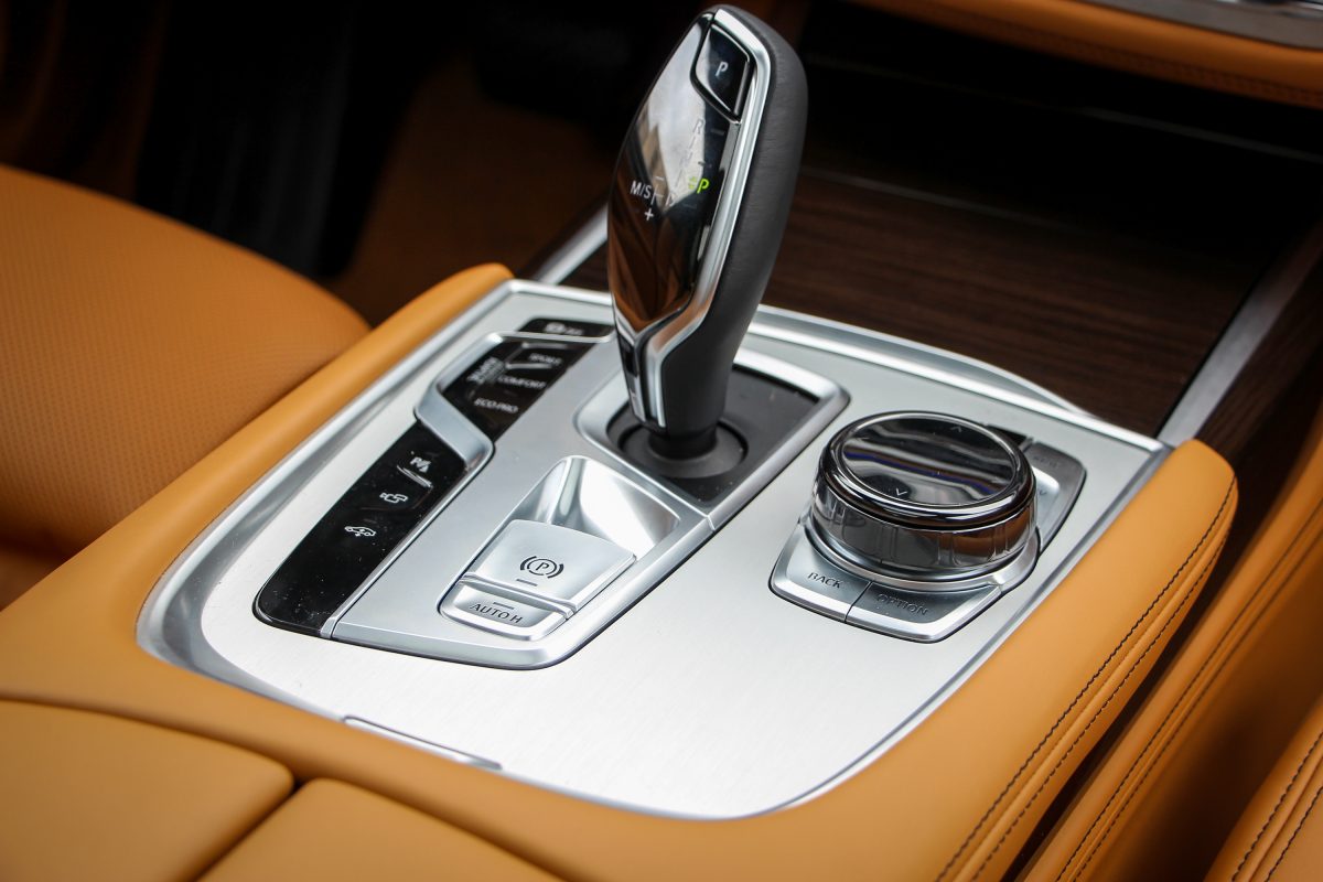 BMW 7-ES SOROZAT