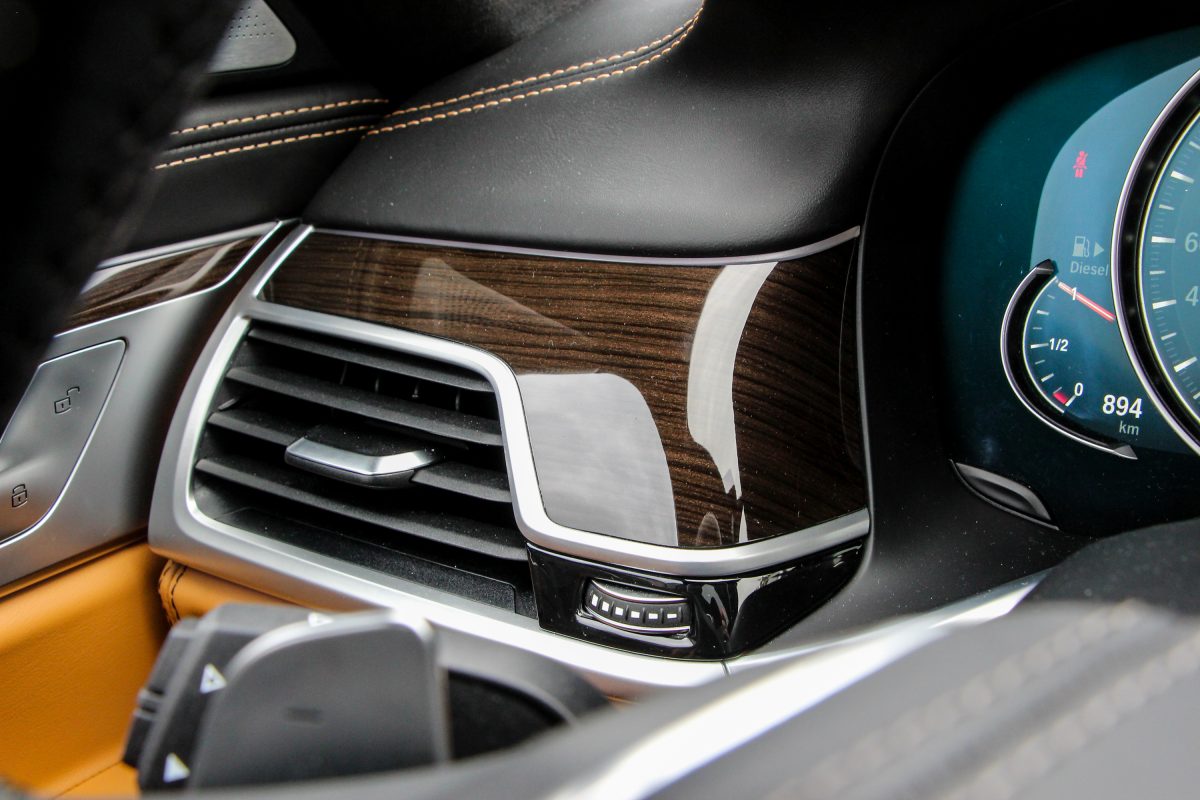 BMW 7-ES SOROZAT