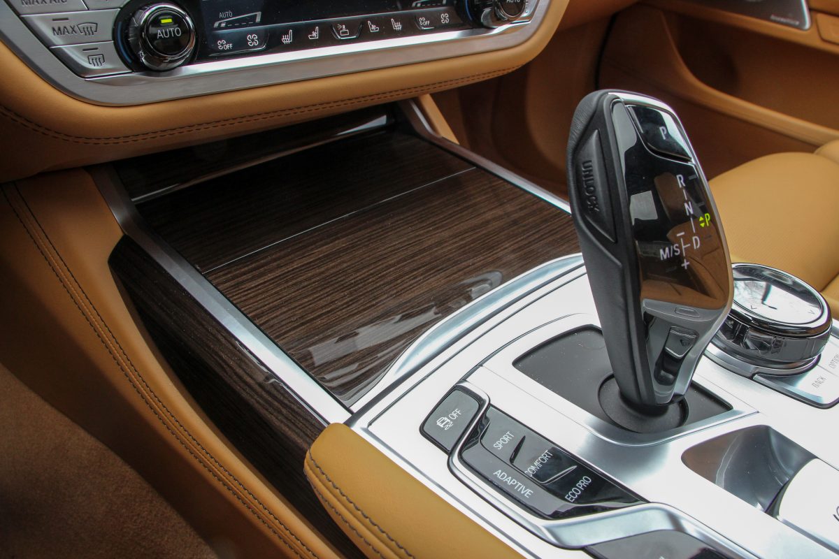 BMW 7-ES SOROZAT