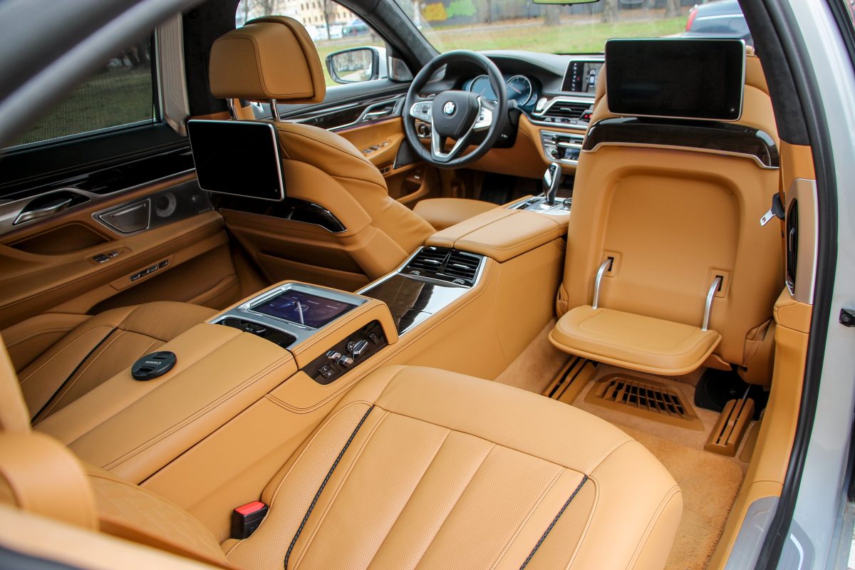 BMW 7-ES SOROZAT