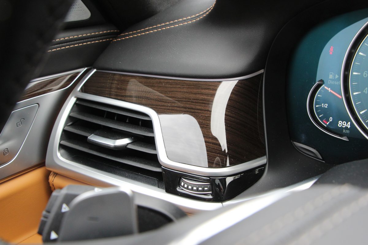 BMW 7-ES SOROZAT