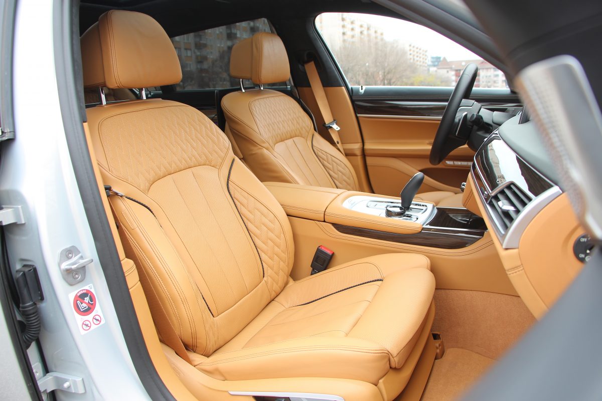BMW 7-ES SOROZAT