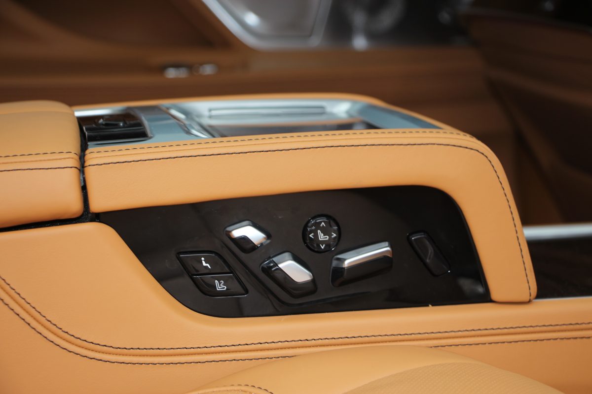 BMW 7-ES SOROZAT