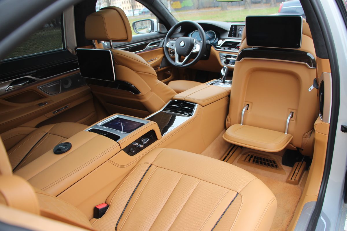 BMW 7-ES SOROZAT