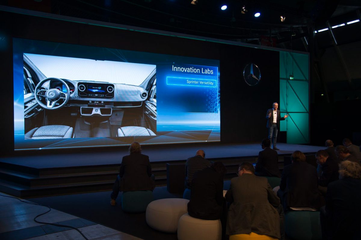 MERCEDES-BENZ