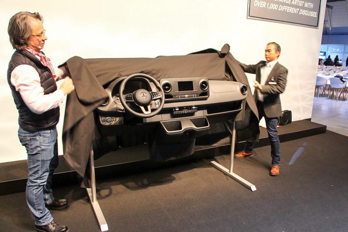 MERCEDES-BENZ