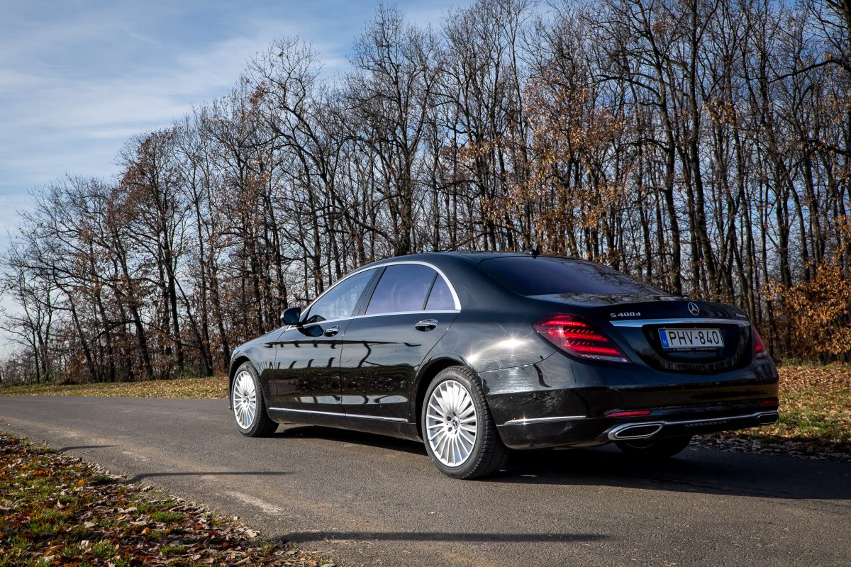 MERCEDES-BENZ S-OSZTÁLY