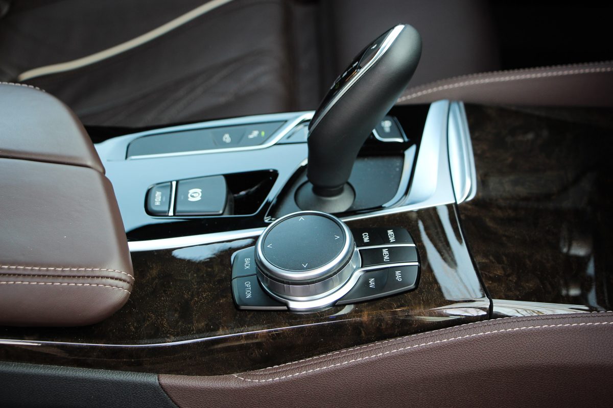 BMW 5-ÖS SOROZAT