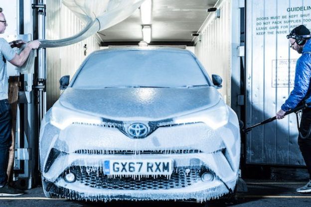 TOYOTA C-HR