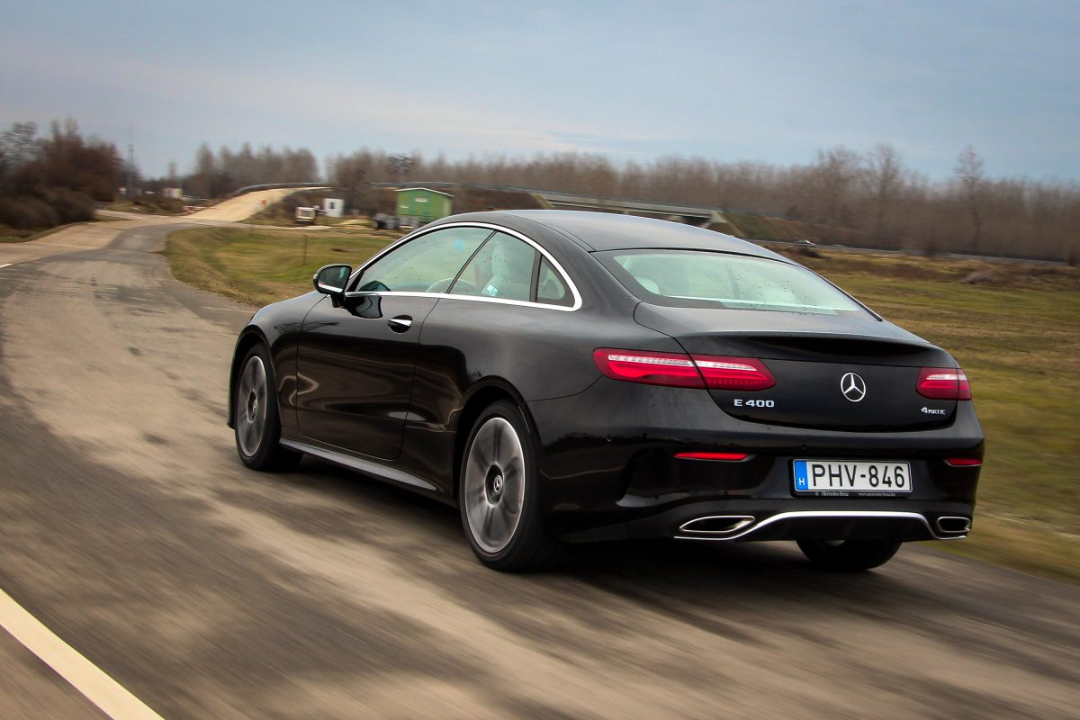 MERCEDES-BENZ E-OSZTÁLY