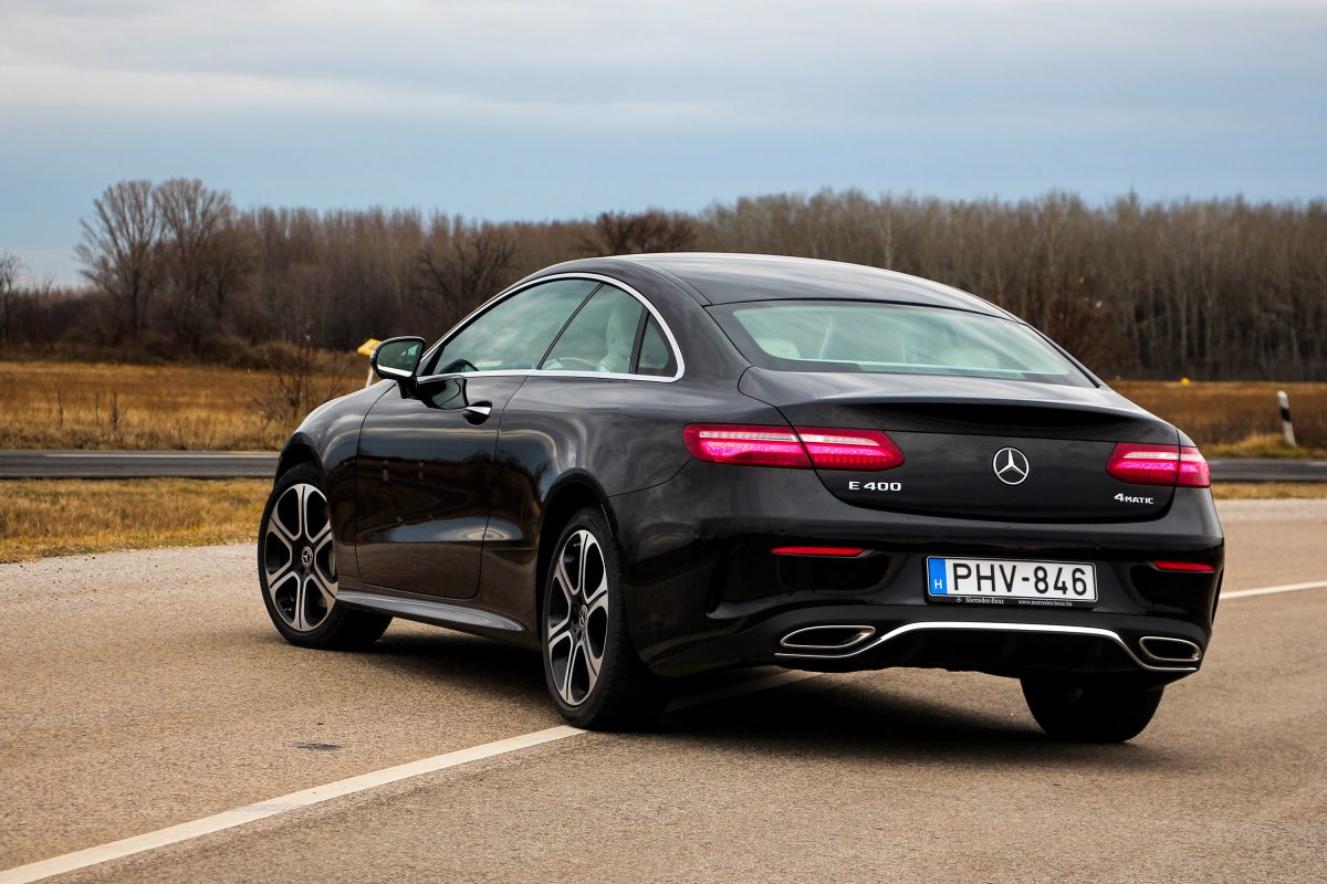 MERCEDES-BENZ E-OSZTÁLY