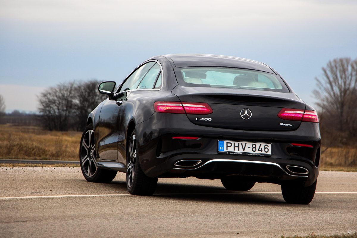 MERCEDES-BENZ E-OSZTÁLY