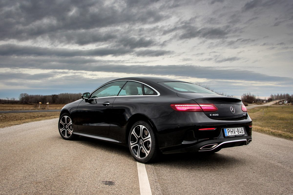 MERCEDES-BENZ E-OSZTÁLY