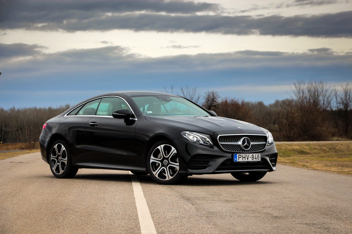 MERCEDES-BENZ E-OSZTÁLY