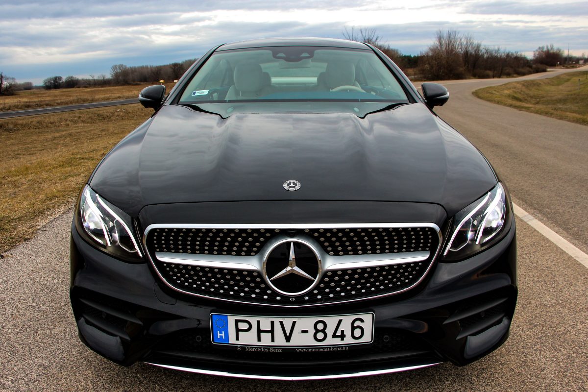 MERCEDES-BENZ E-OSZTÁLY
