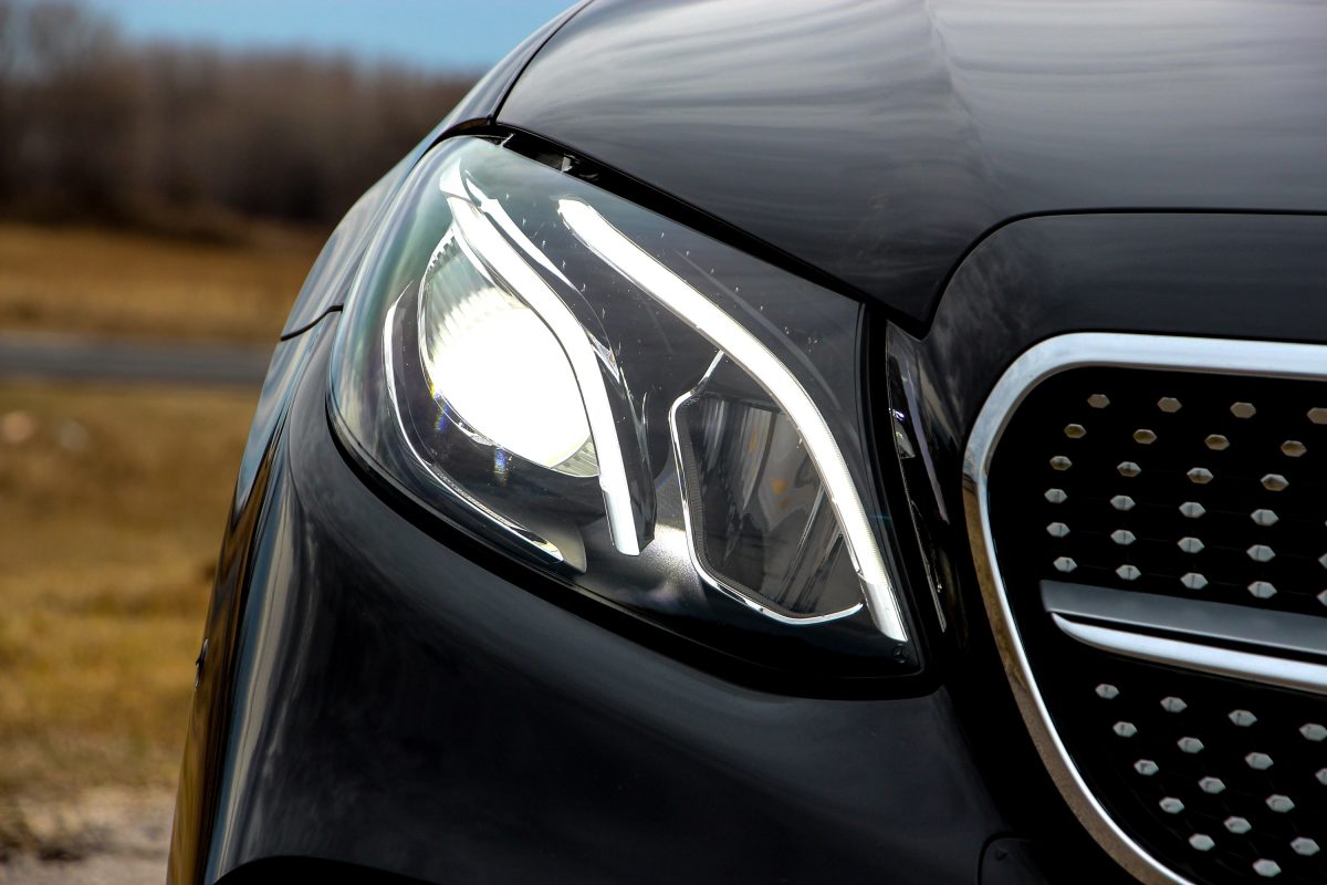 MERCEDES-BENZ E-OSZTÁLY