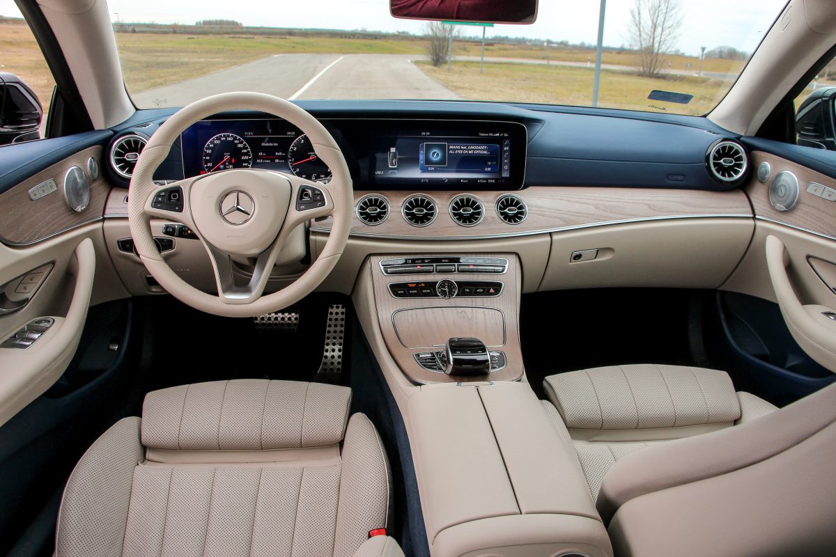 MERCEDES-BENZ E-OSZTÁLY