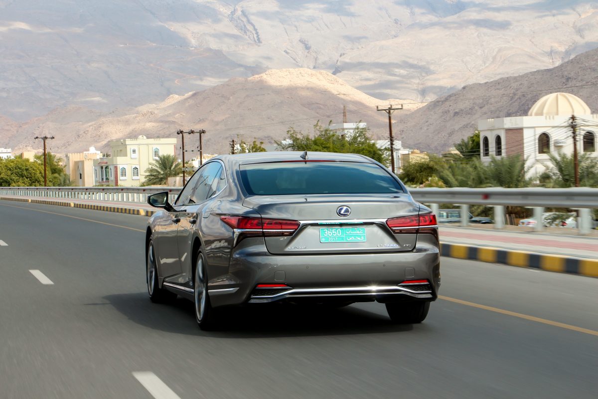LEXUS LS
