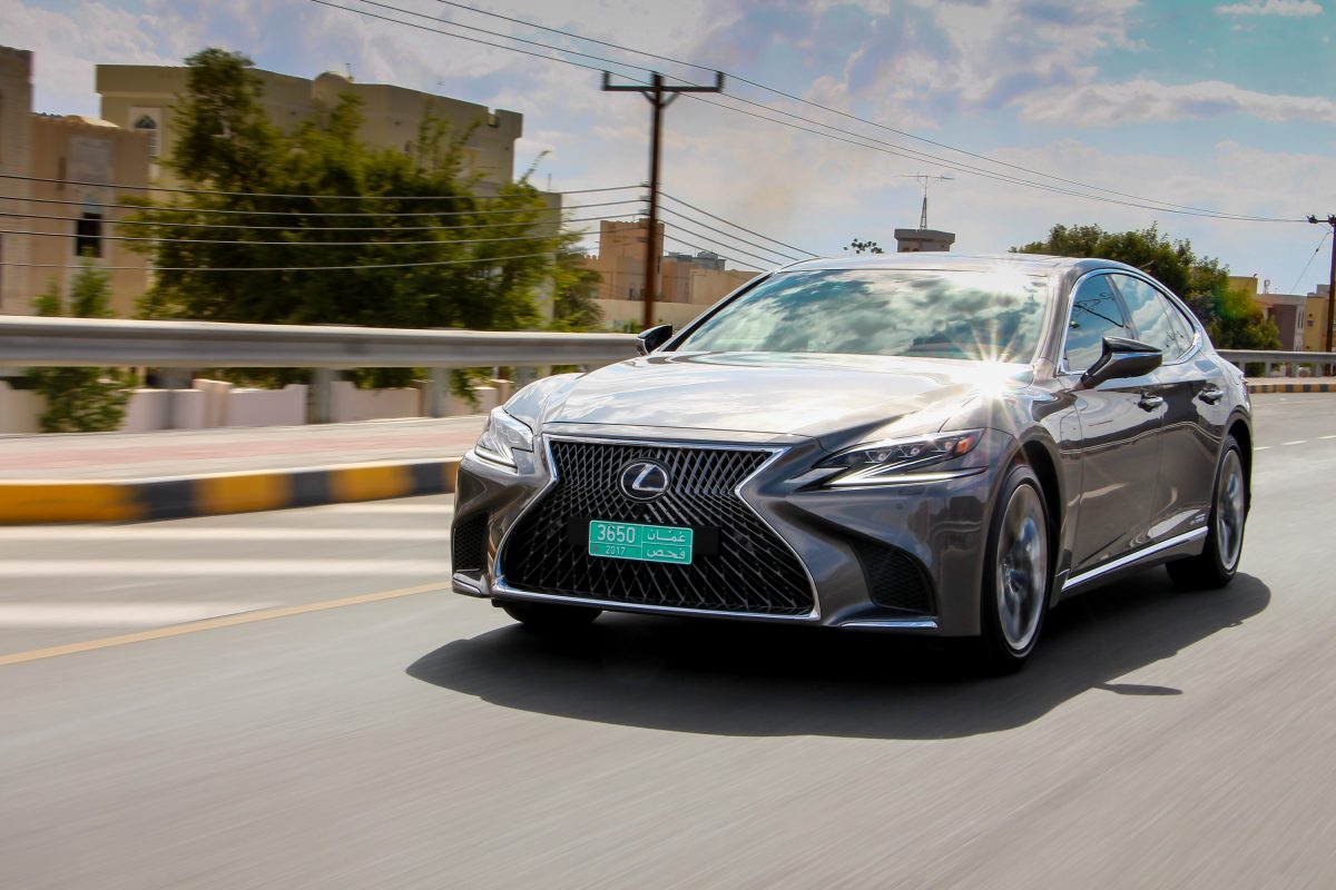 LEXUS LS