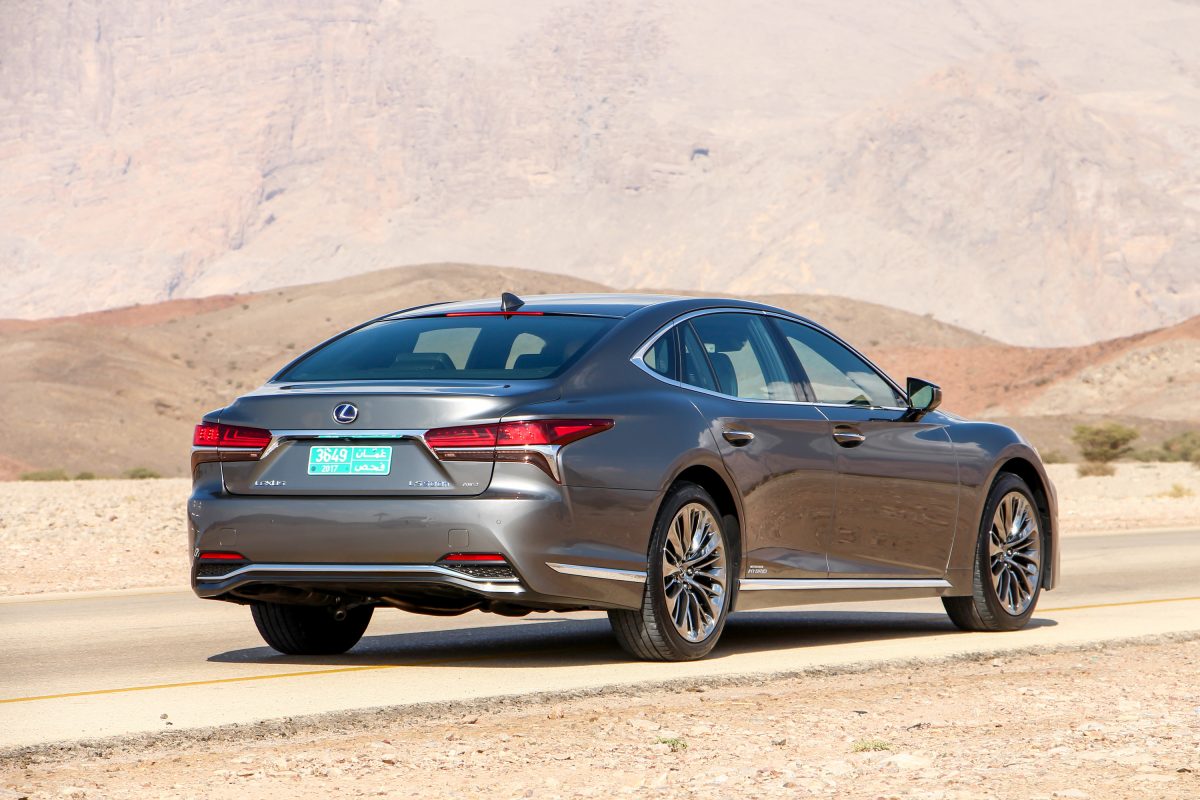 LEXUS LS
