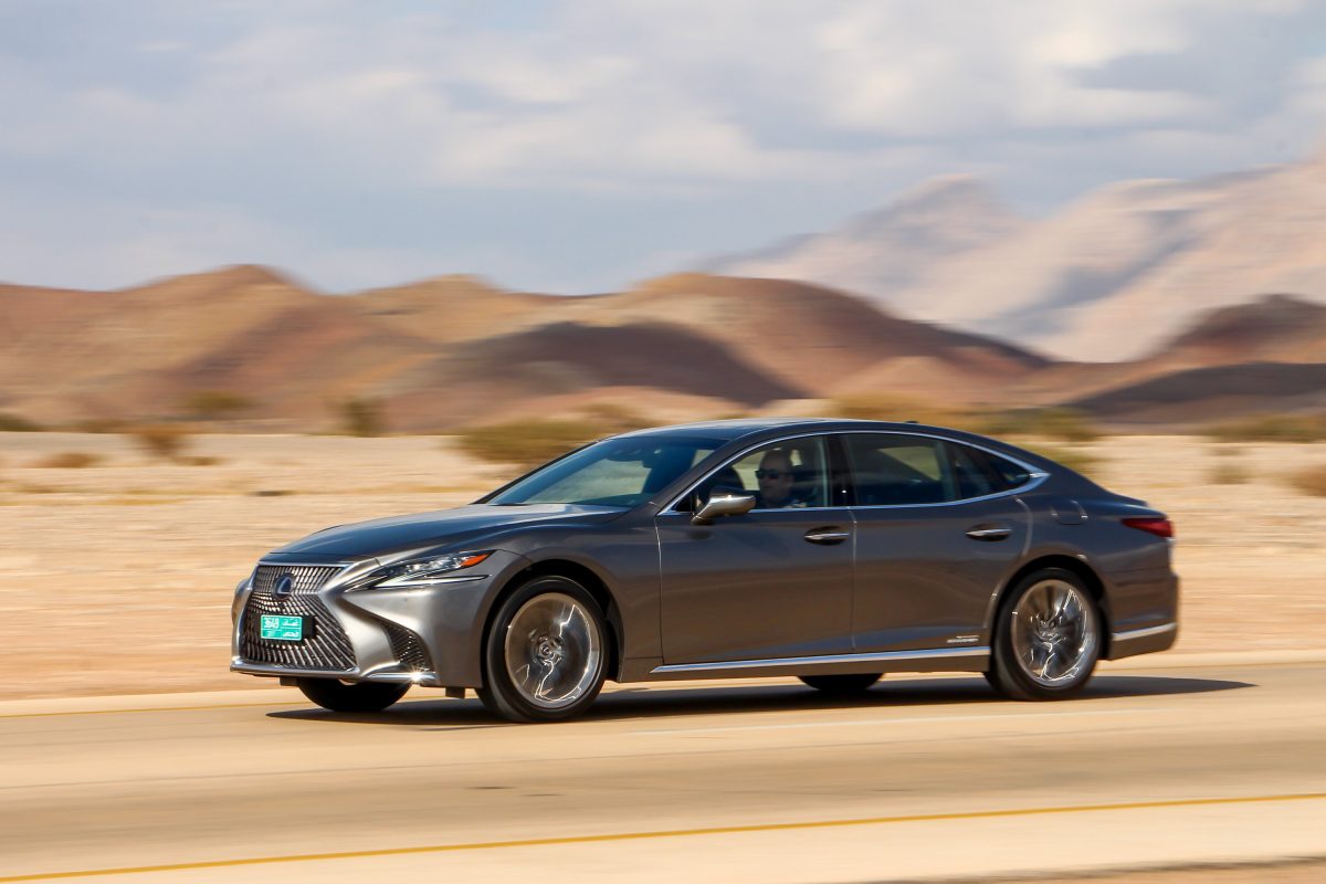 LEXUS LS