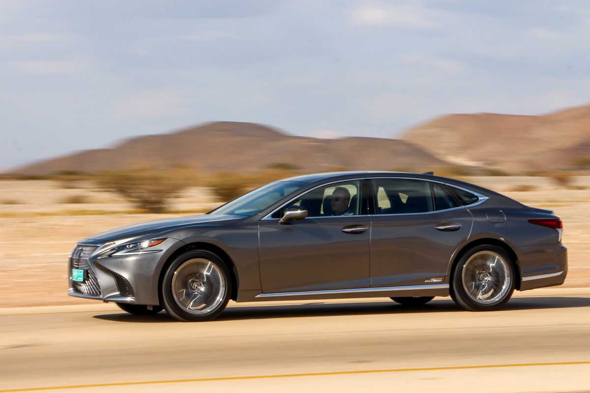 LEXUS LS