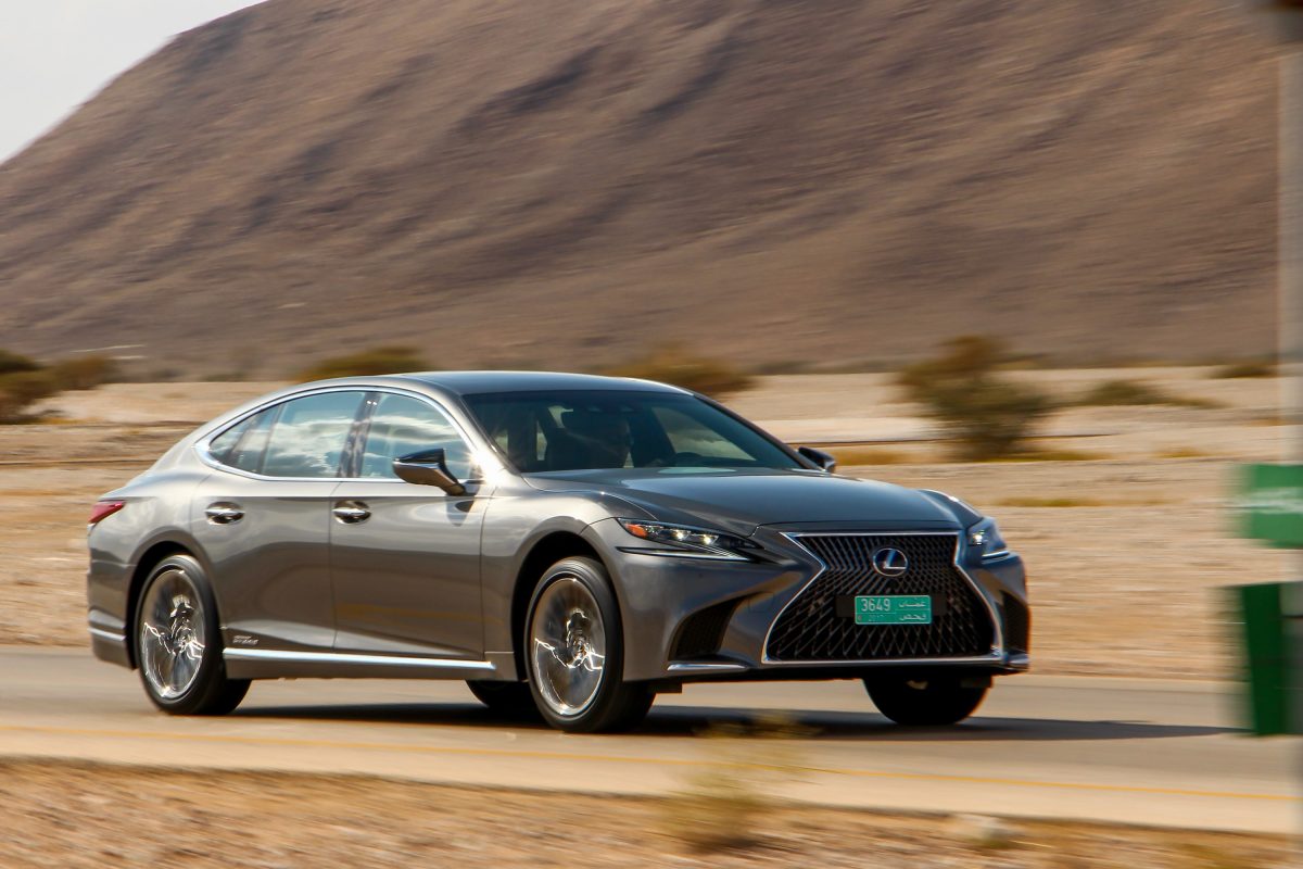 LEXUS LS
