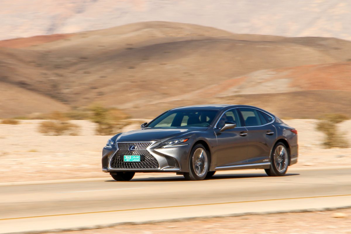 LEXUS LS