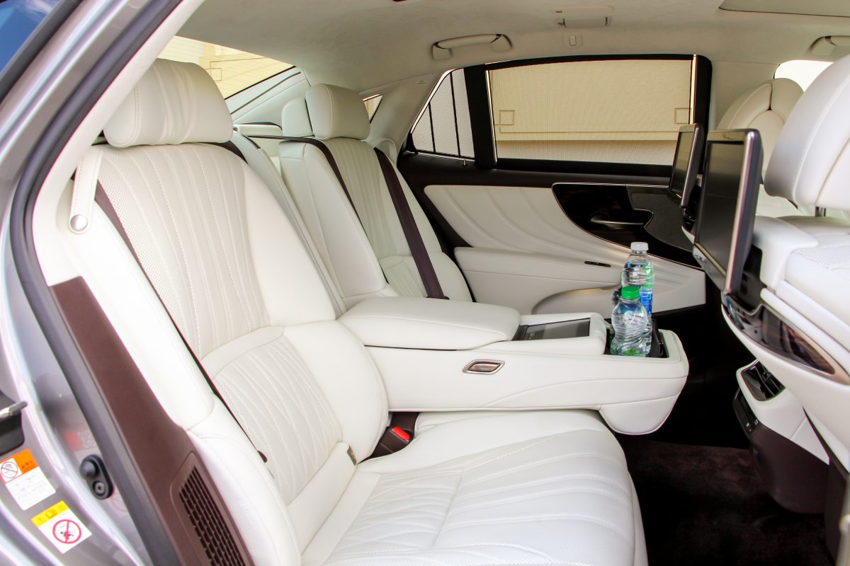 LEXUS LS