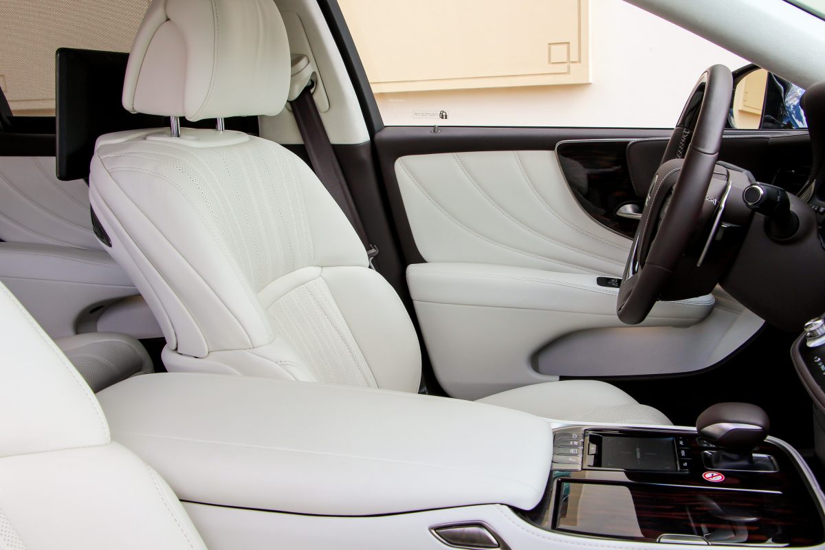 LEXUS LS