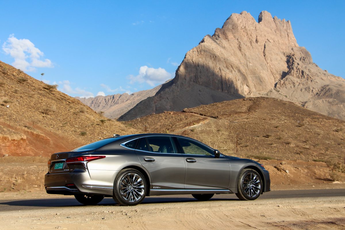 LEXUS LS
