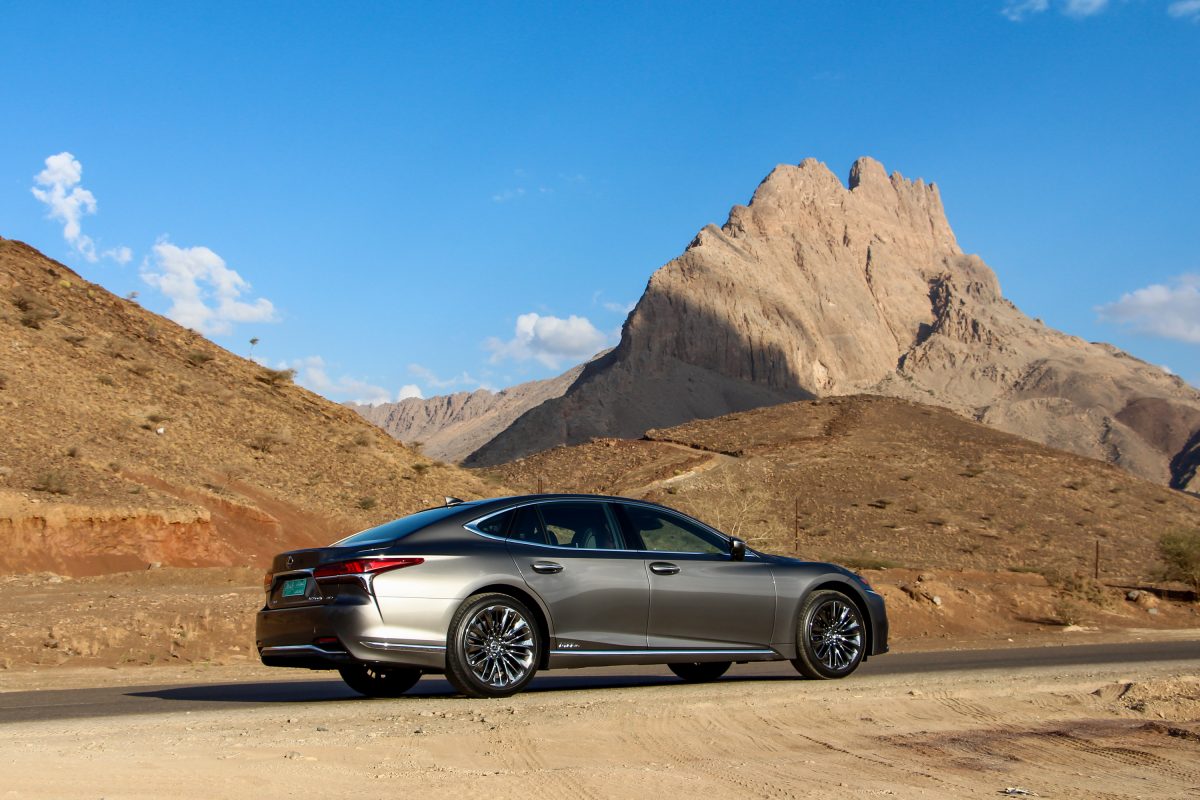 LEXUS LS