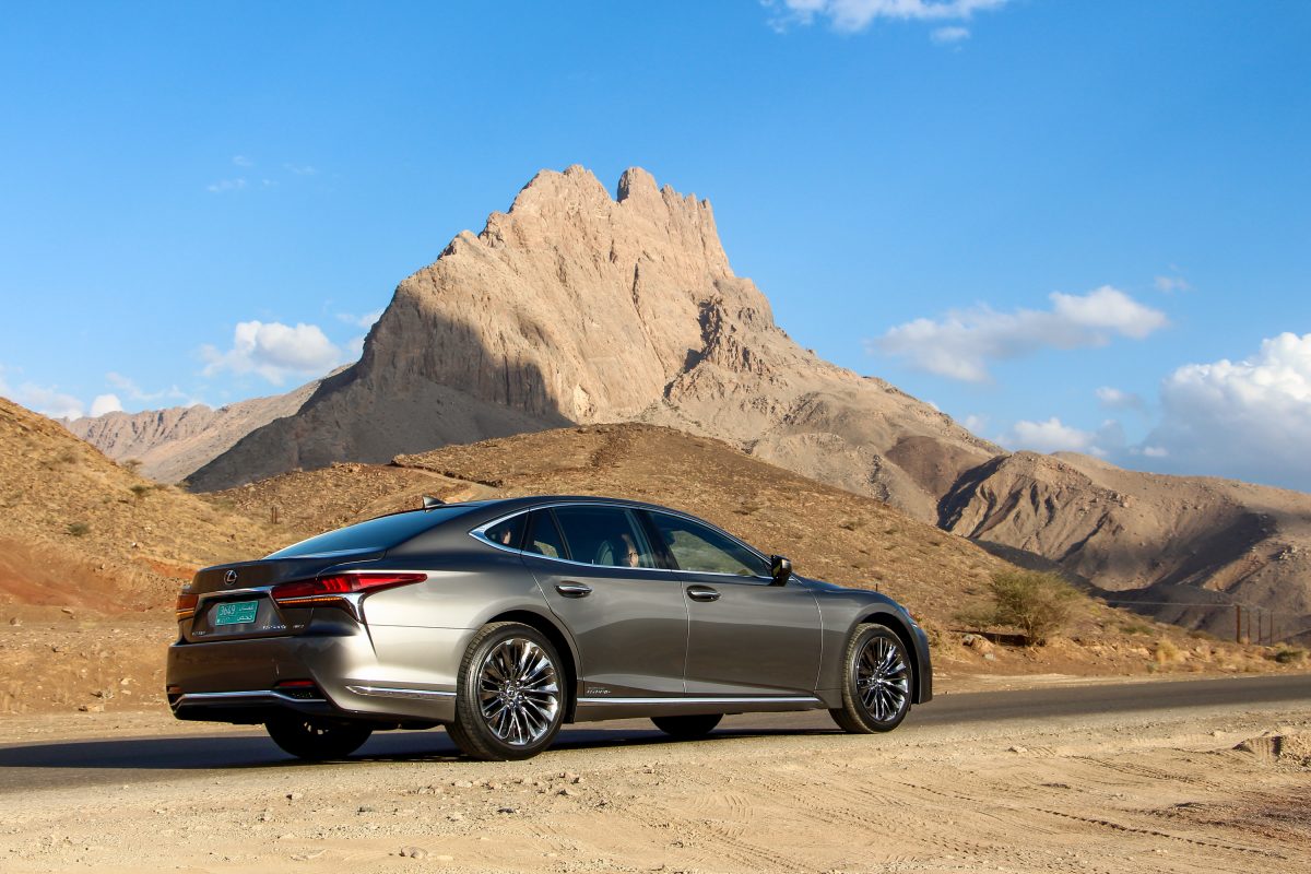 LEXUS LS