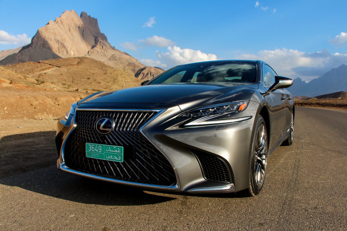 LEXUS LS