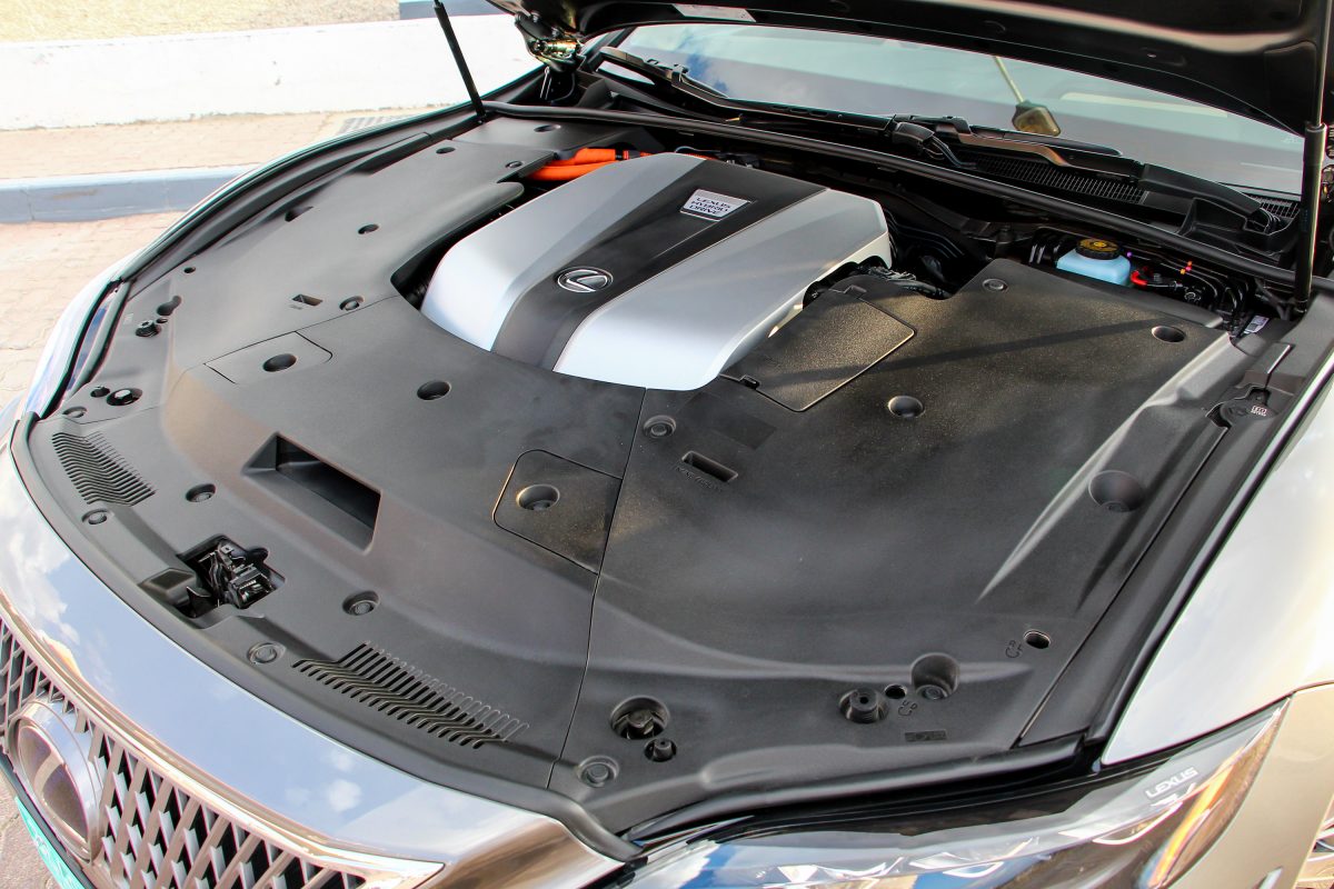 LEXUS LS