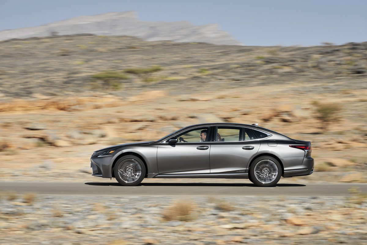 LEXUS LS