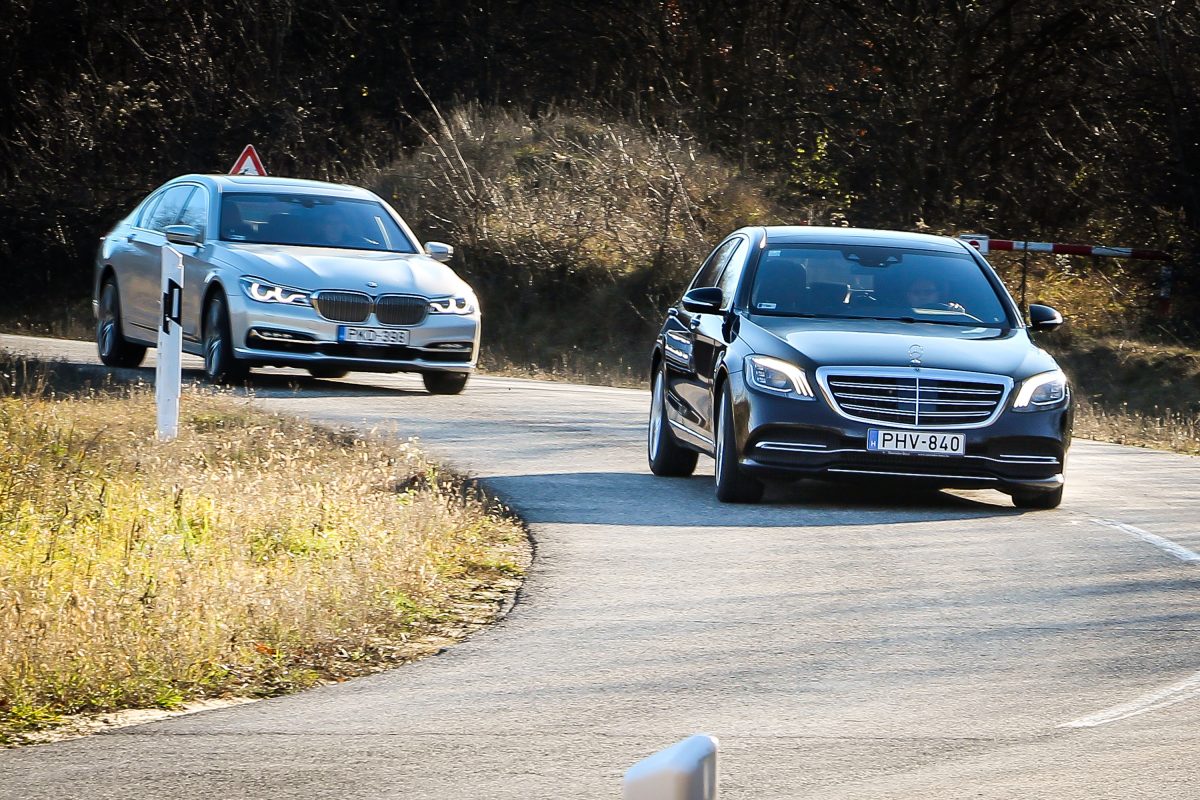 MERCEDES-BENZ S-OSZTÁLY