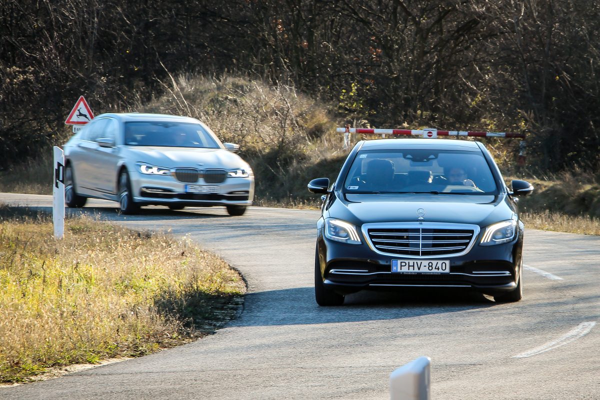 MERCEDES-BENZ S-OSZTÁLY