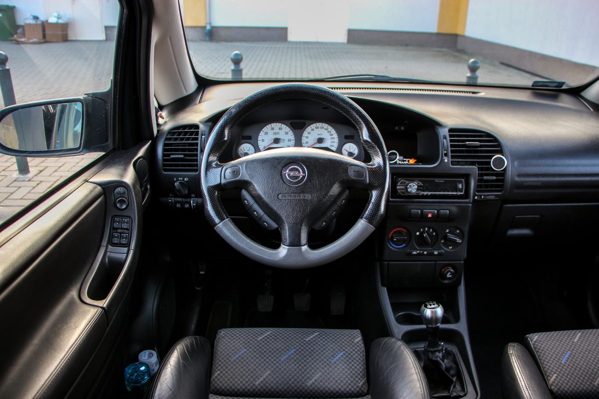 OPEL ZAFIRA