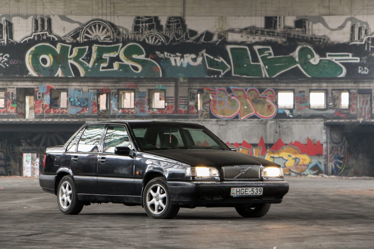 VOLVO 850