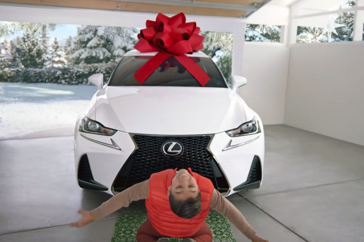 LEXUS