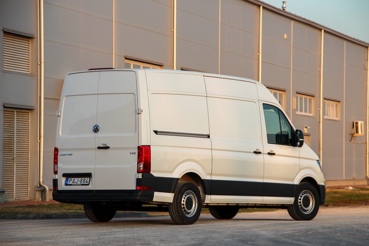 VOLKSWAGEN CRAFTER