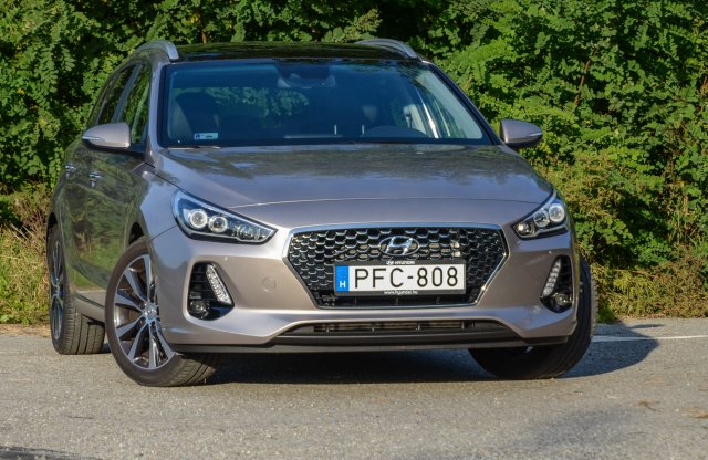 Apu vedd meg! - Hyundai i30 kombi teszt
