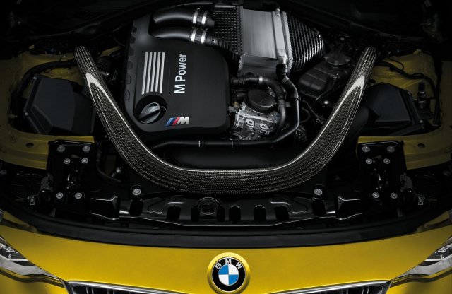 Új M-es motoron dolgozik a BMW