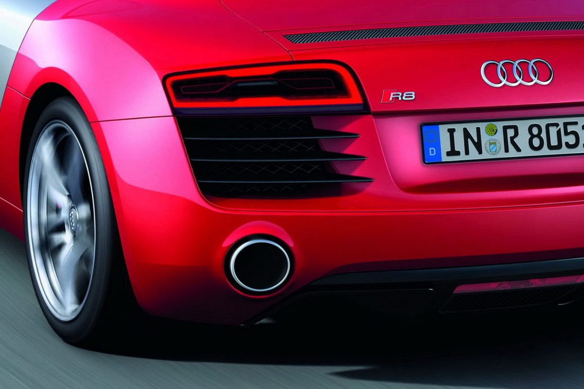 AUDI R8