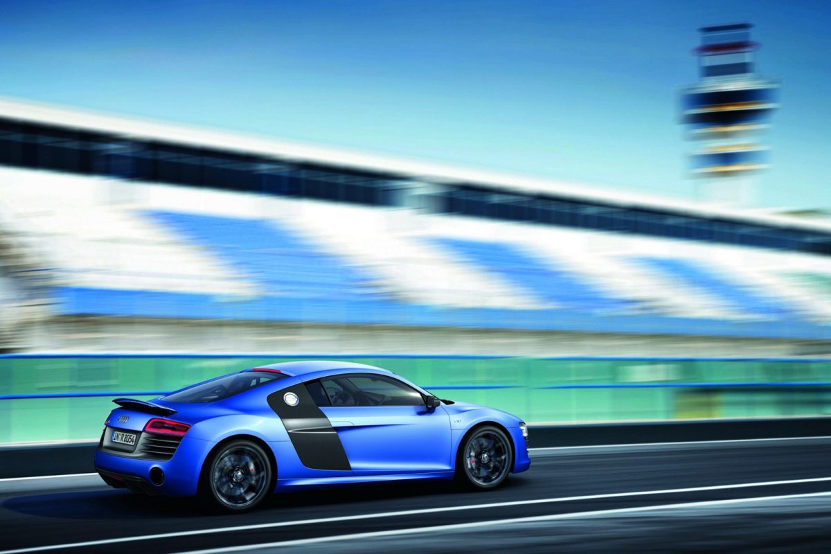 AUDI R8