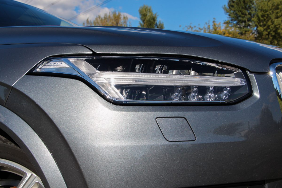 VOLVO XC90