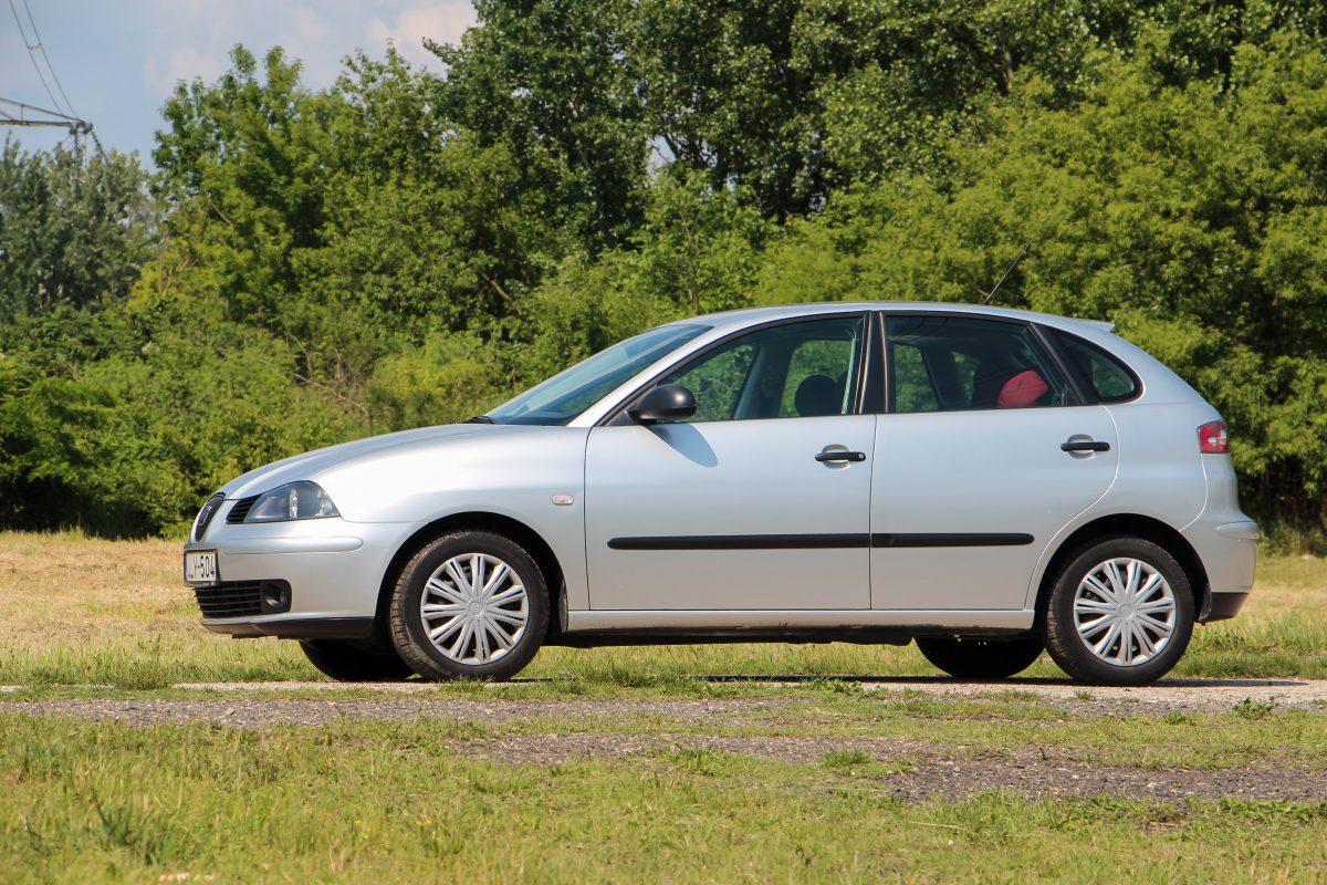 SEAT IBIZA