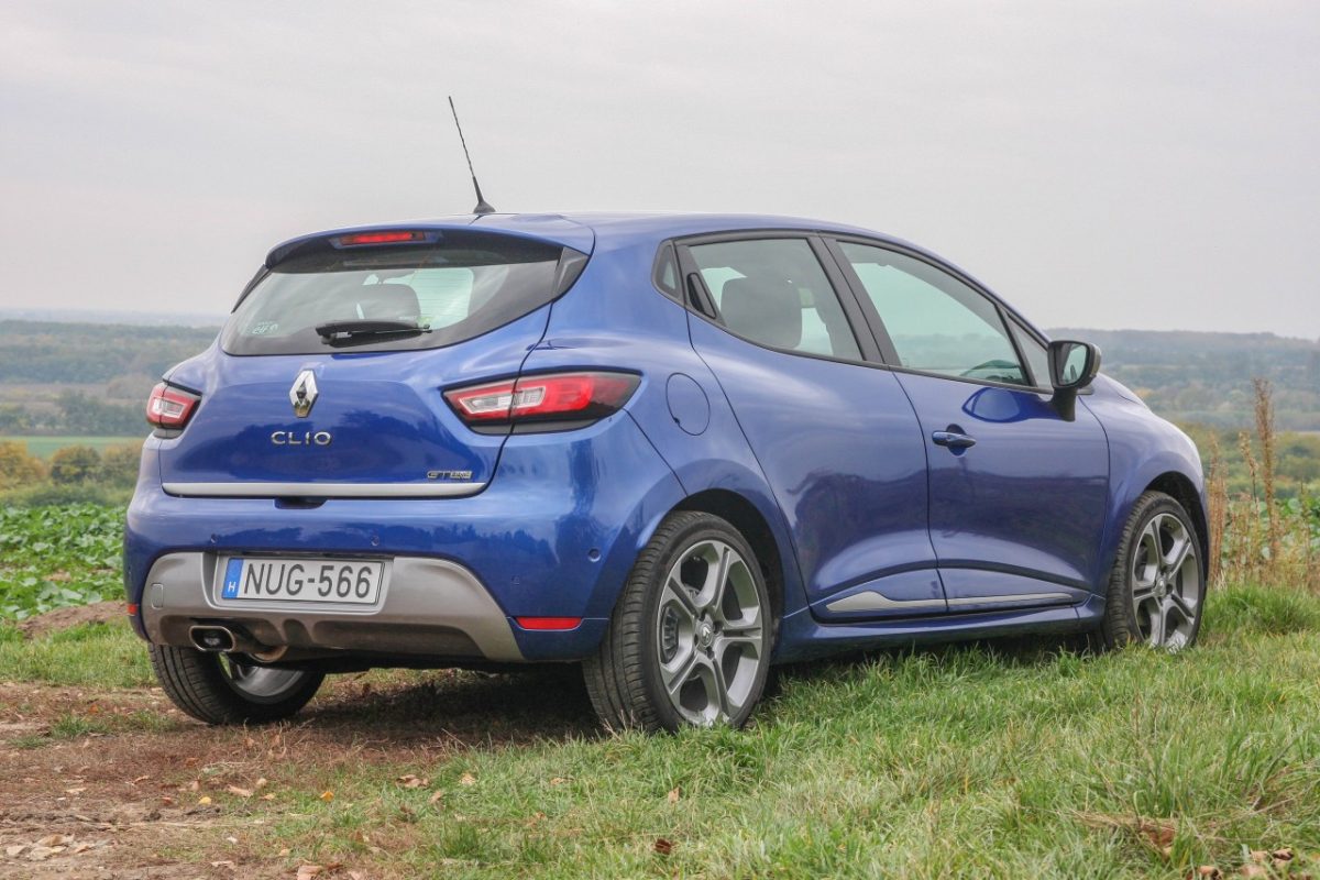 RENAULT CLIO